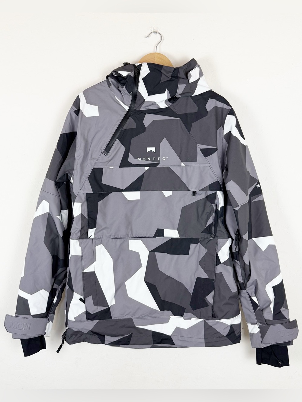 Montec Dune Anorak Snowboard Ski Jacket Snow Camo Gray Black Men's Medium